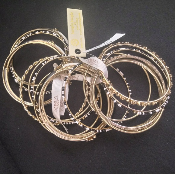 Bracelets - Picture 2 of 2